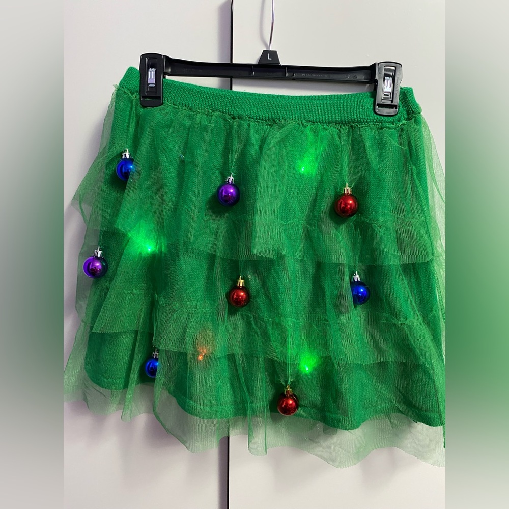Light up Christmas tree skirt
